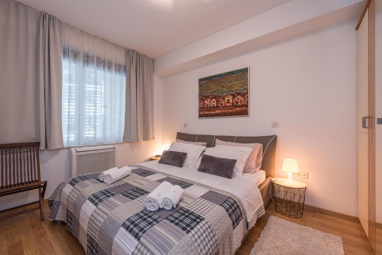 Apartment Arianna Zara Esterno foto