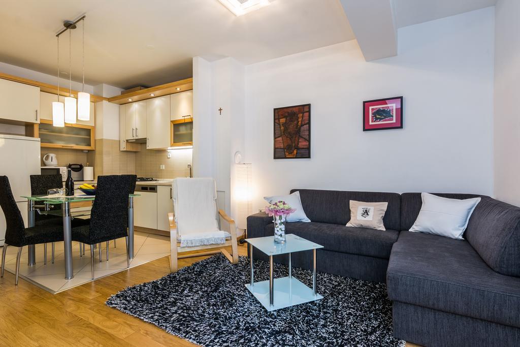 Apartment Arianna Zara Esterno foto